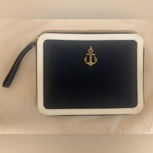 NWT - Juicy Couture - Blue - Leni Anchor Charm Leather - Zip Case Wristlet